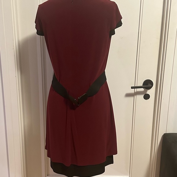 Marc New York Pinot Noire Crepe Jersey Dress - Picture 3 of 3